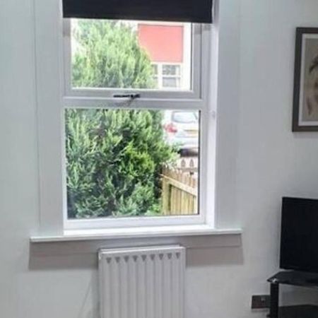 Charming 1-Bed Apartment In Peebles Kültér fotó