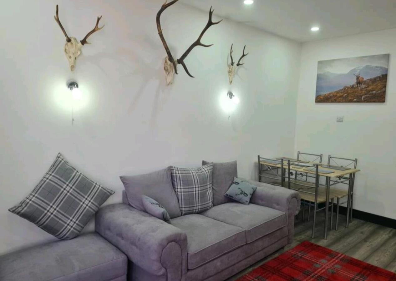 Charming 1-Bed Apartment In Peebles Kültér fotó